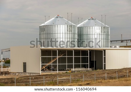 Construction of tanks and warehouses for grain storage