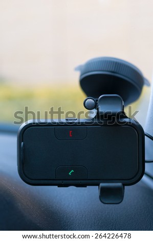 Universal mount holder for smart phones or tablet. Car dashboard