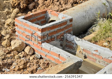 New concrete water culvert construction