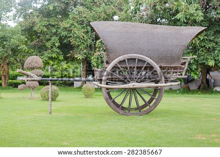 Ancient wooden cart in a park