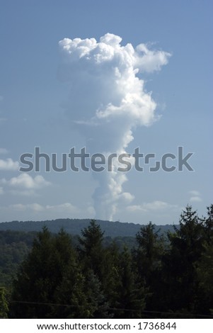 Nuclear power plant steam plume
