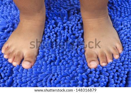 child legs asians on mat background