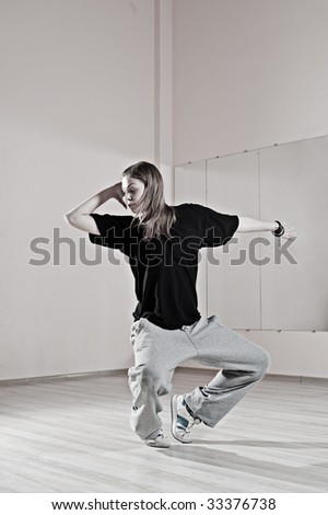 Hip+hop+dancer+pose