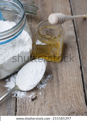 baking cake flour, egg, sugar, honey, cinnamon