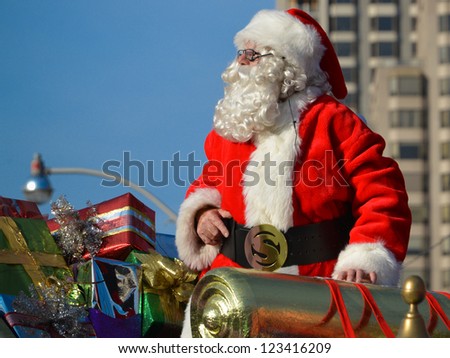 TORONTO - NOVEMBER 18: Santa Claus shows up at the end of the 108th Santa Claus Parade in Toronto on November 18, 2012.