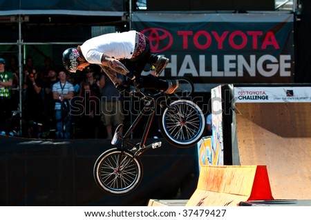 Mark Webb Bmx