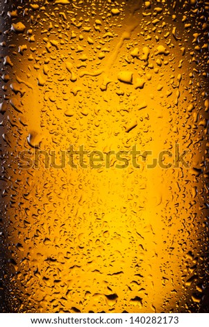 Ã?ÂÃ?Â¡Lose Shot Of Drops On A Bottle Beer.