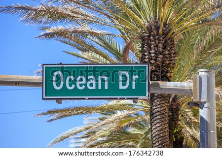 Famous street sign of street Ocean Drive in Miami South