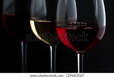 red wine, white wine