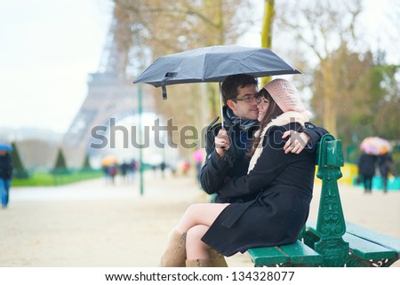 Dating rainy day-in-Chertei