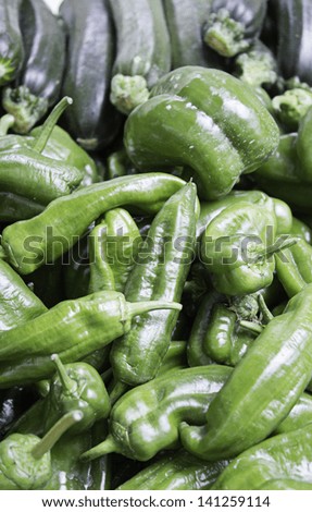 Green peppers in food, vegetables and trade market