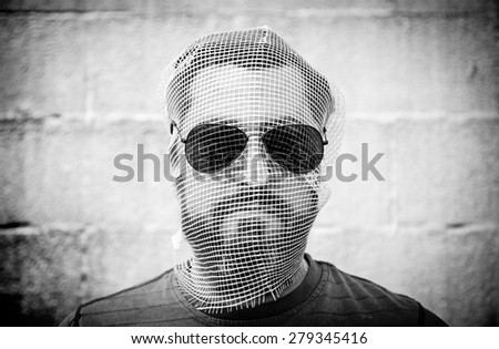 Man covered his face with glasses, fear and fashion