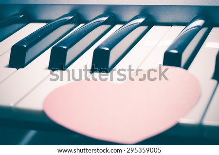 heart on key piano say love music vintage style