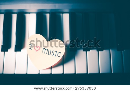 heart on key piano say love music vintage style