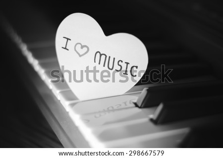heart on key piano say love music black and white color tone style