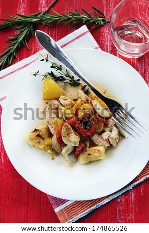 oven-roasted rosemary chicken with tomatoes