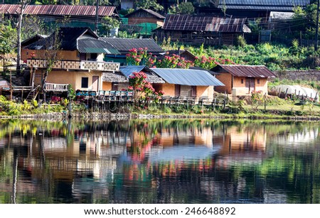 MAE HONG SON,THAILAND-JANUARY 6 2015:Hill tribe chinese village,name is RakThai village at Mae Hong Son province,North of Thailand.Famous  of tourism by nice lake and old china house style.