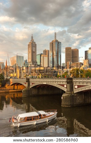 Boat cruise under Princes bridge and Melbourne skyline
