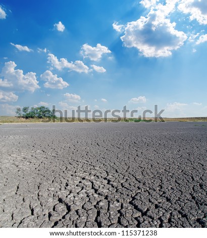drought land under cloudy sky