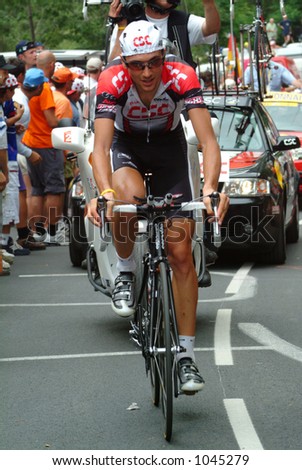 Ivan Basso on the Alpe D'Huez Time Trial stage - 2004 Tour de France
