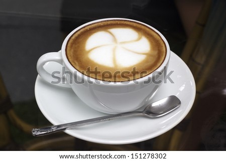 Flower on latte coffee art/Latte Art coffee