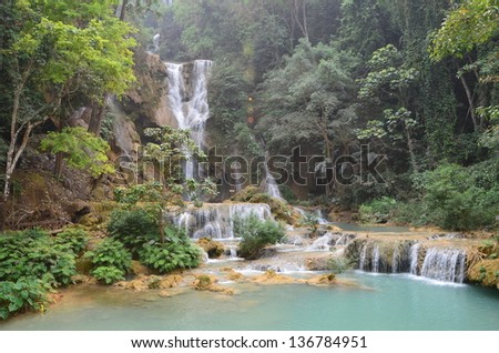 Kuang Si Falls, Luang Prabang in Laos is the most beautiful and famous. Popular public cloud. Each year there are thousands of foreign tourists