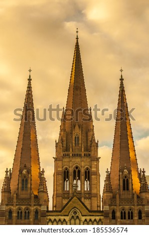 Golden glow on St Paul\'s Cathedral in Melbourne