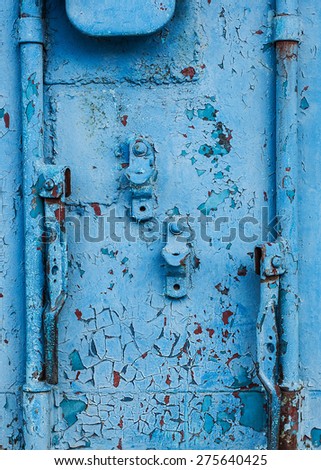 metal container rusty door