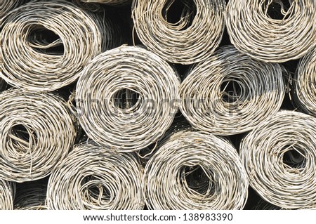 Texture wire coil