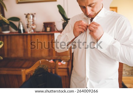 groom dress