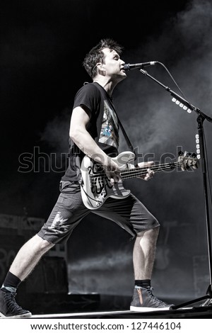  - stock-photo--toronto-august-pop-punk-band-blink-performs-at-the-molson-amphitheater-on-august-127446104