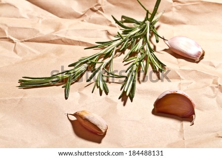 Two fragrant herbs, garlic and rosemary