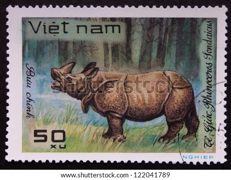 VIETNAM - CIRCA 1981: A stamp printed in Vietnam shows a rhino, wild animal, circa 1981.
