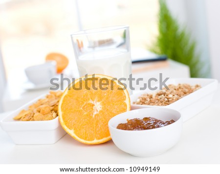 Jam, orange, cornflakes and milk / Fast and delicious breakfast