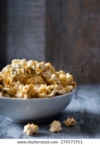 Popcorn with caramel