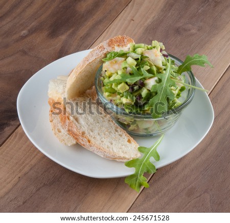Avocado, Cucumber, Shrimps and Arugula Salad