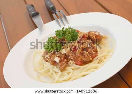 Spaghetti, Pasta, Tomato Sauce, Meat, Basil, Fork, Food And Drink, Tilt, Nobody, Travel Locations,wood background