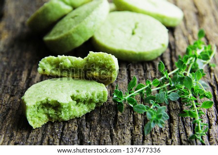 Shortbread biscuits with the tea green tea match and thyme.