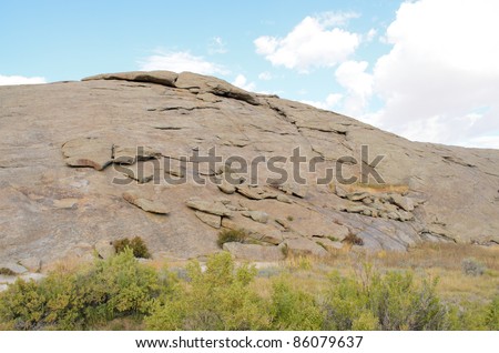 Independence Rock formation along the Oregon Trail