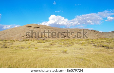 Independence Rock formation along the Oregon Trail