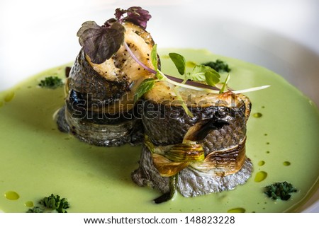 Fish in green sauce