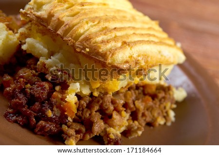 dCottage pie - traditional British home-cooking.