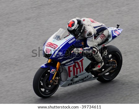 SEPANG, MALAYSIA - OCTOBER 25: Jorge Lorenzo from Fiat Yamaha Team in action taken at MotoGP 2009 Shell Advance Malaysian Motorcycle Grand Prix on October 25, 2009 in Sepang, Malaysia.