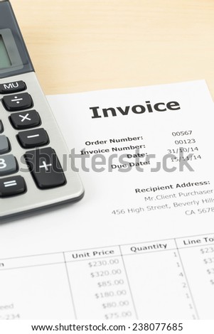 Invoice with calculator business document