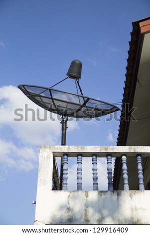 the satelite dish of cable tv for home use on the roof of building