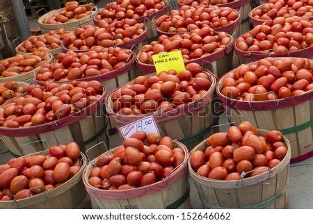Organic Fruit and vegetables at the Market: tomato