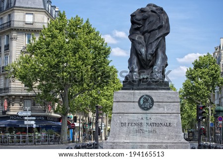 Paris national defense lion statue copper monument