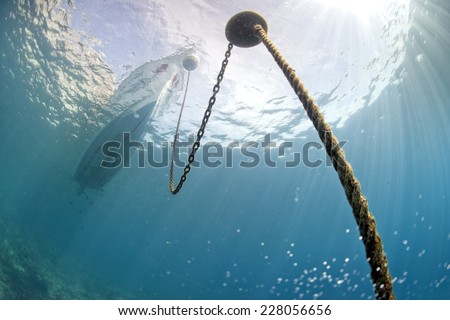 boat chain anchor from underwater