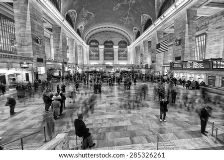 NEW YORK - USA - 11 DECEMBER 2011 Interior of Grand Central station full of people in black and white