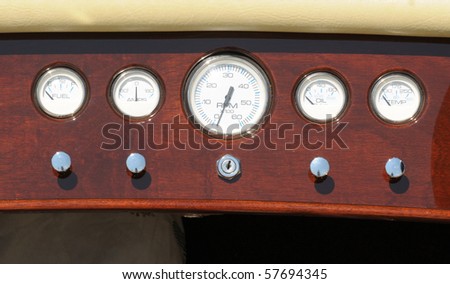 Dashboard in a vintage boat